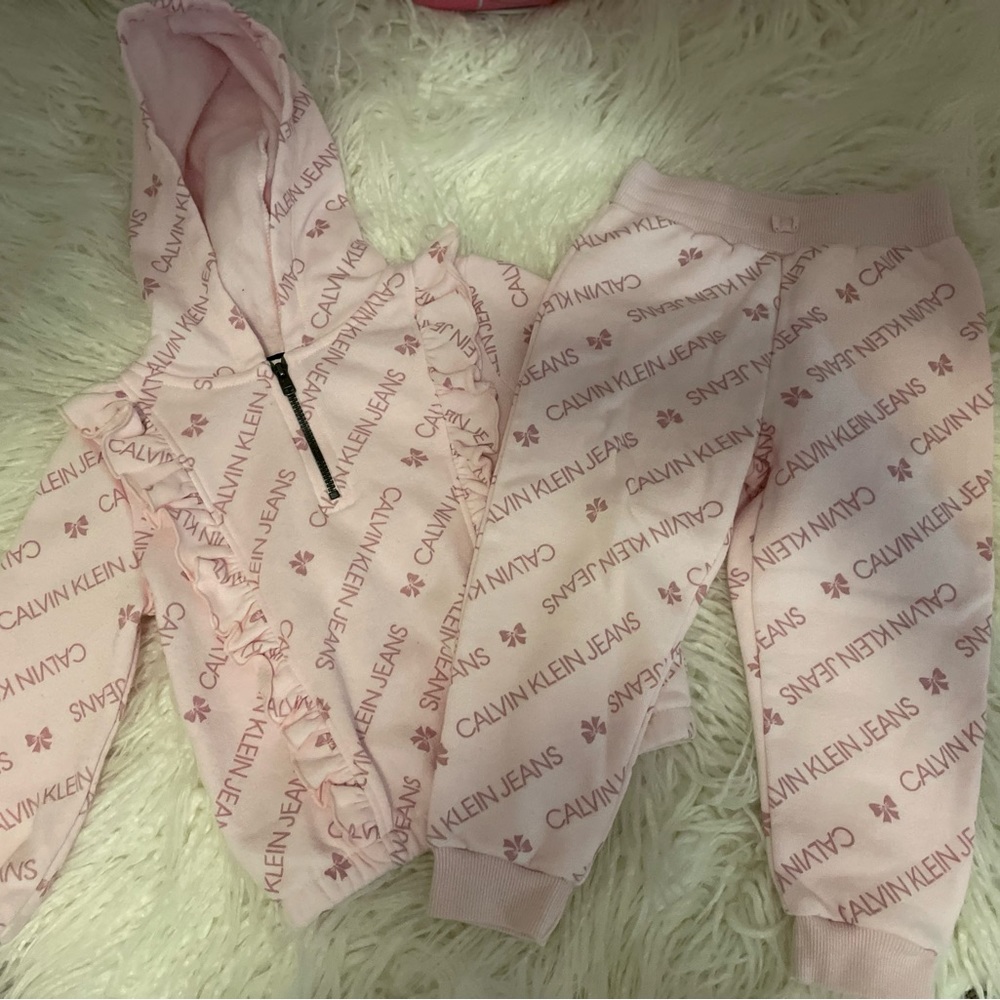 Calvin Kline Sweatsuit